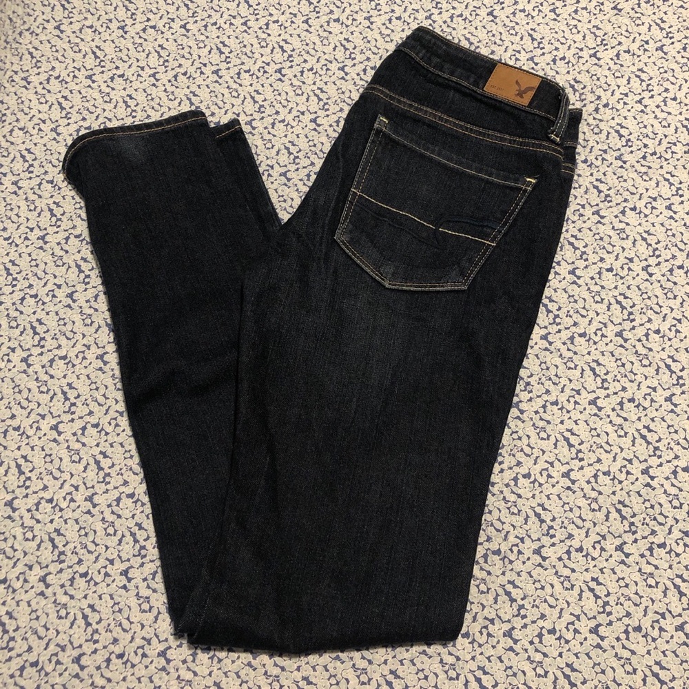 American Eagle Mid-Rise Skinny Dark Wash Jeans Size: 2